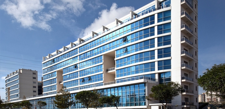 Metcom Exterior
